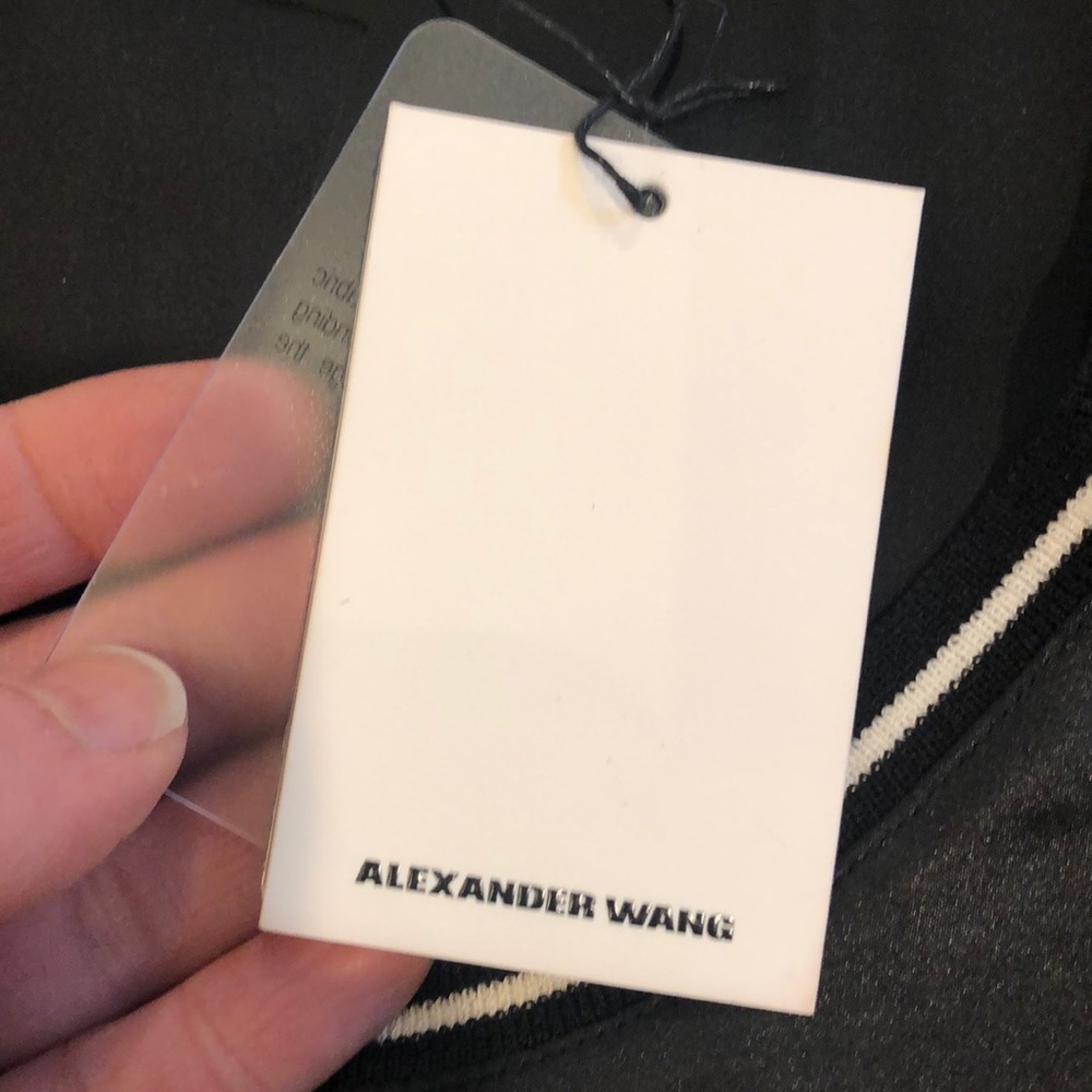 Top - Picture 5 of 5